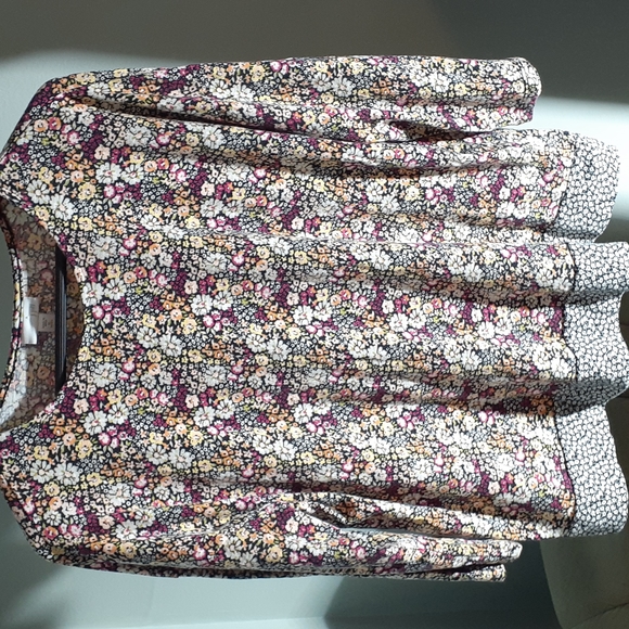 J Jill Amelia floral designed top With Polka Dot Hem extra large petite - Picture 2 of 10